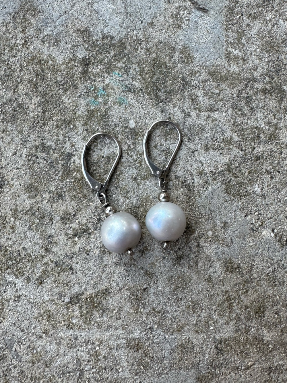 Pearl Drop Leverback Earrings in White